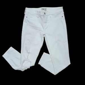 Abercrombie & Fitch Womens 26 Distressed White Ankle Jeans